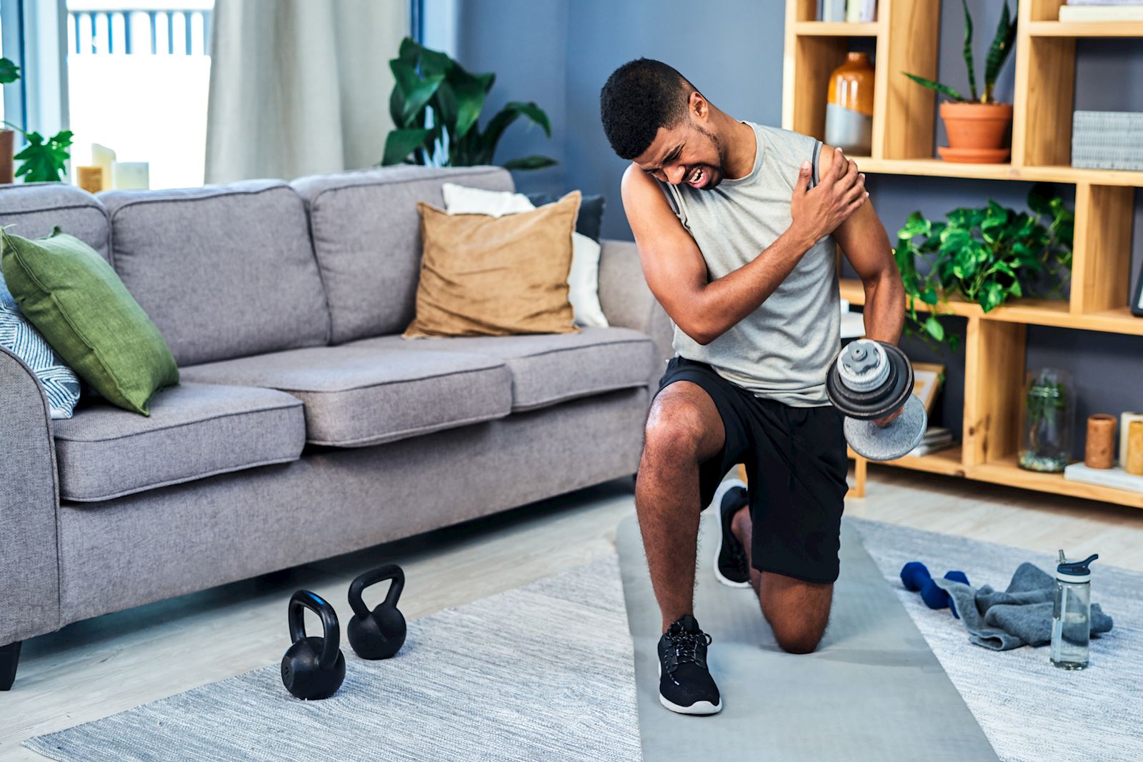 How to Tell When You've Torn or Injured Your Rotator Cuff